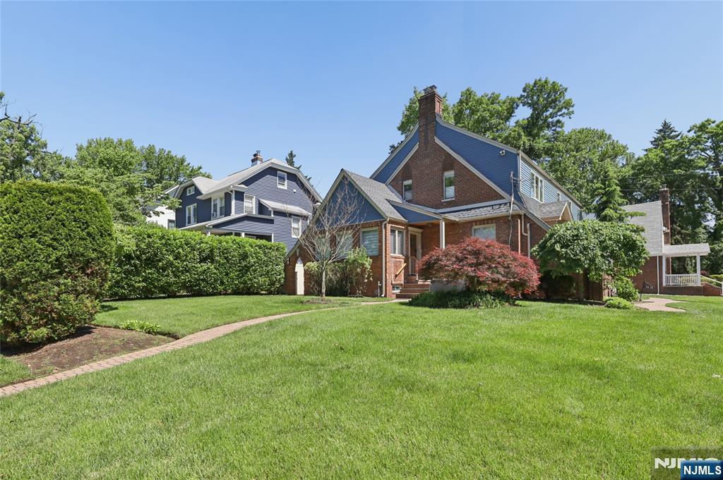 1474 Windsor Road Teaneck, NJ 07666 - Photo 40 of 41
