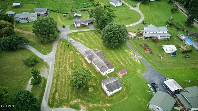 $130,000 | 220 Gillispie Road, Pounding Mill, VA 24637