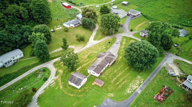 $130,000 | 220 Gillispie Road, Pounding Mill, VA 24637