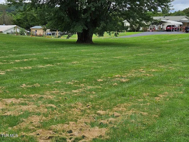 $130,000 | 220 Gillispie Road, Pounding Mill, VA 24637