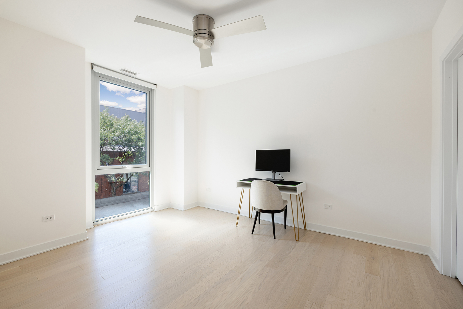 1000 West Monroe Street, Unit 201 Chicago, IL 60607 - Photo 14 of 19 Gallery Image 14