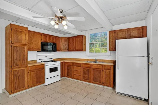 $1,400 | 409 Rosa Avenue, Unit D, Metairie, LA 70005