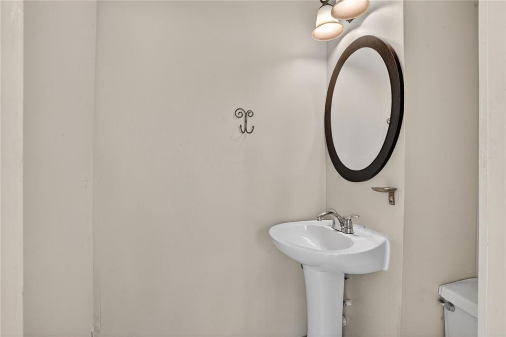 409 Rosa Avenue, Unit D Metairie, LA 70005 - Photo 6 of 15