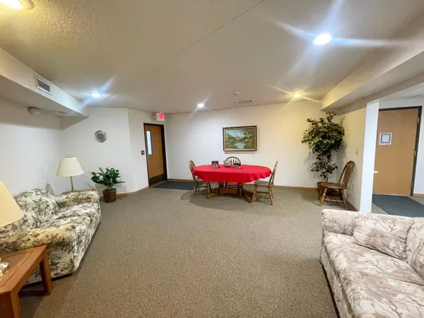 $74,900 | 401 South Co Road 5, Unit 102, Springfield, MN 56087