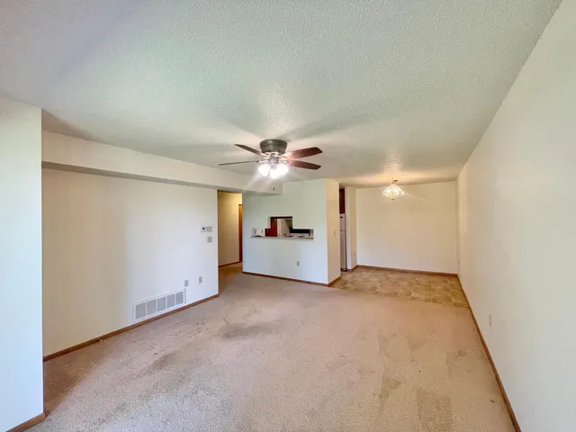 $74,900 | 401 South Co Road 5, Unit 102, Springfield, MN 56087