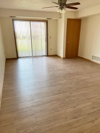 $74,900 | 401 South Co Road 5, Unit 102, Springfield, MN 56087