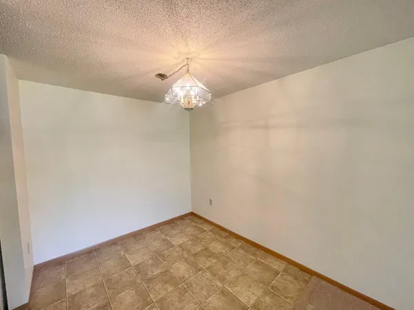 $74,900 | 401 South Co Road 5, Unit 102, Springfield, MN 56087