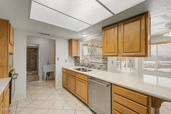 $599,000 | 1742 East Mountain View Road, Phoenix, AZ 85020