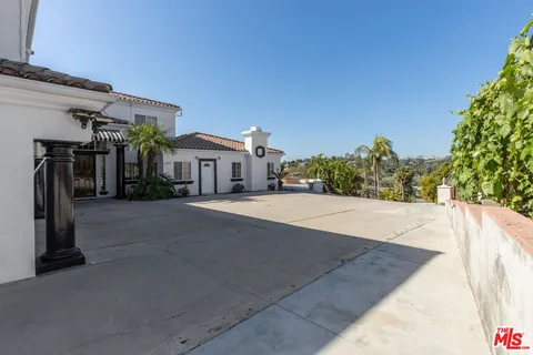 $1,699,900 | 1751 Monte Vista Drive, Vista, CA 92084