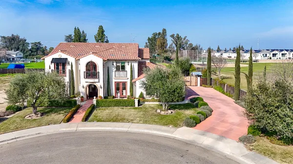 $2,149,000 | 2564 East Sarazen Avenue, Fresno, CA 93730