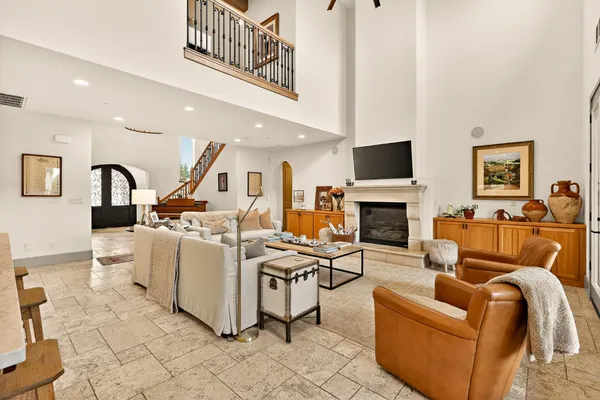 $1,852,700 | 2564 East Sarazen Avenue, Fresno, CA 93730