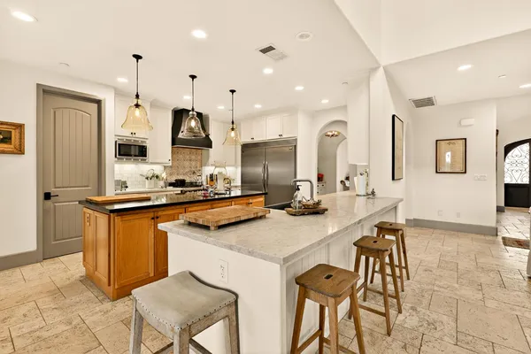 $1,852,700 | 2564 East Sarazen Avenue, Fresno, CA 93730