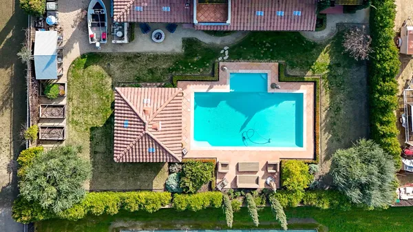 $1,852,700 | 2564 East Sarazen Avenue, Fresno, CA 93730
