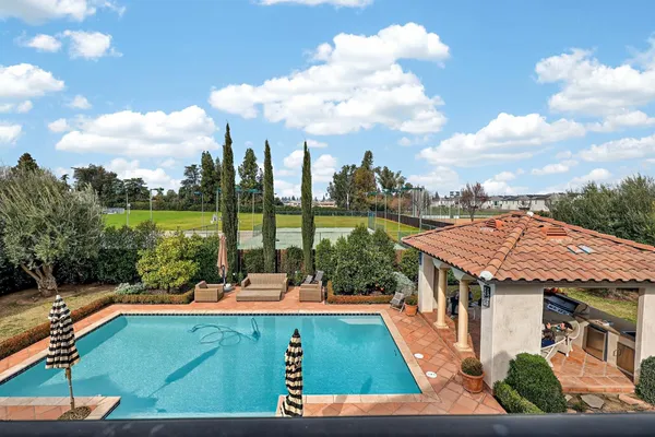 $1,852,700 | 2564 East Sarazen Avenue, Fresno, CA 93730