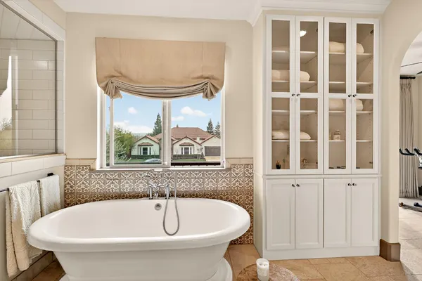 $1,852,700 | 2564 East Sarazen Avenue, Fresno, CA 93730