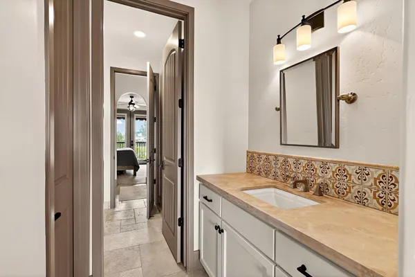 $1,852,700 | 2564 East Sarazen Avenue, Fresno, CA 93730