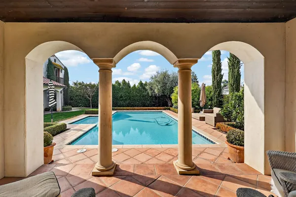 $1,852,700 | 2564 East Sarazen Avenue, Fresno, CA 93730