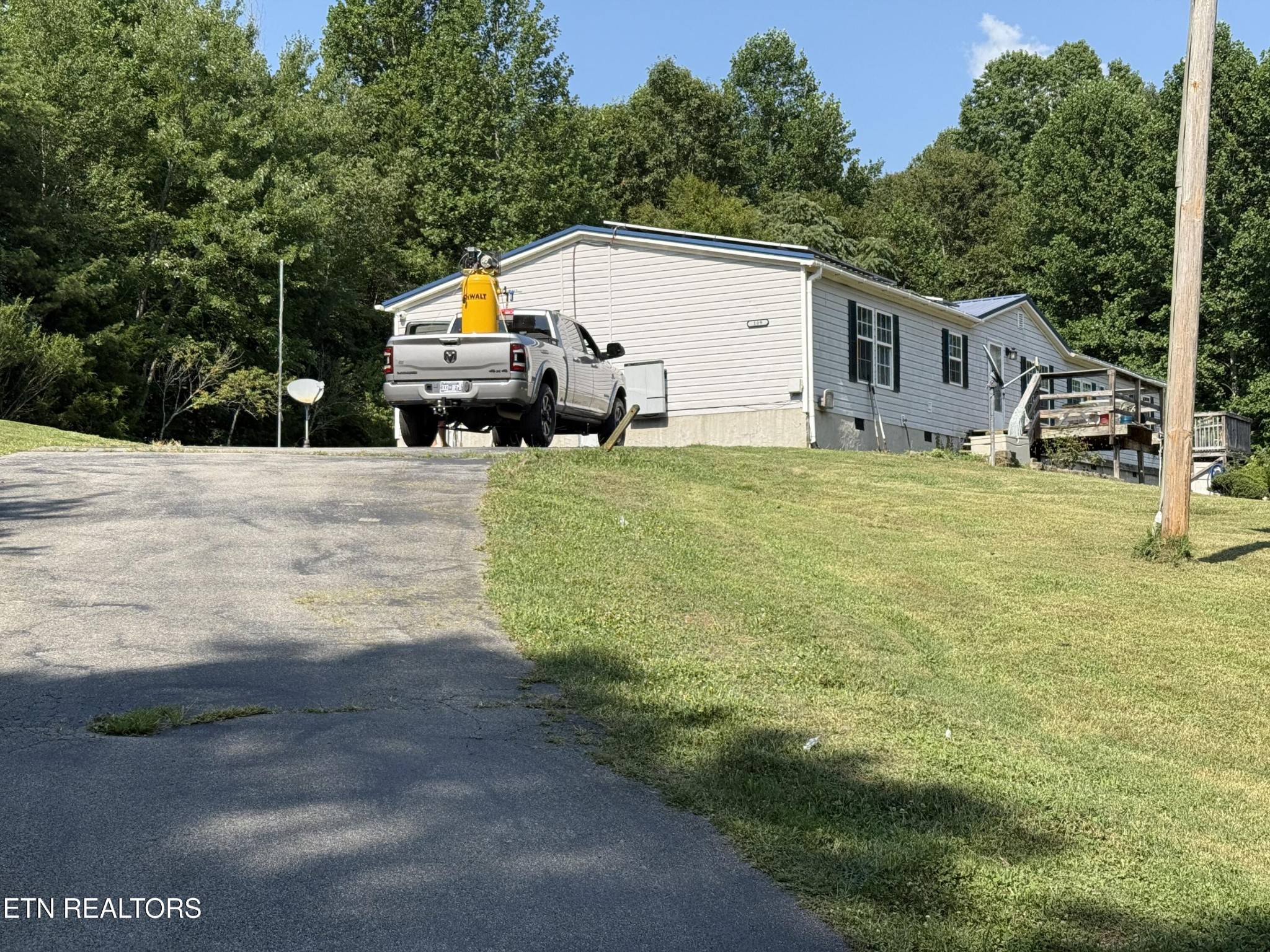 109 County Road 117 Riceville, TN 37370 - Photo 3 of 22 Gallery Image 3
