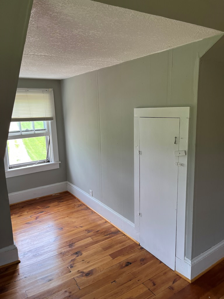 4997 Thornspring Road Pulaski, VA 24301 - Photo 43 of 49 Gallery Image 43