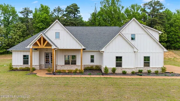 $559,925 | 1528 Tributary Drive, Hernando, MS 38632