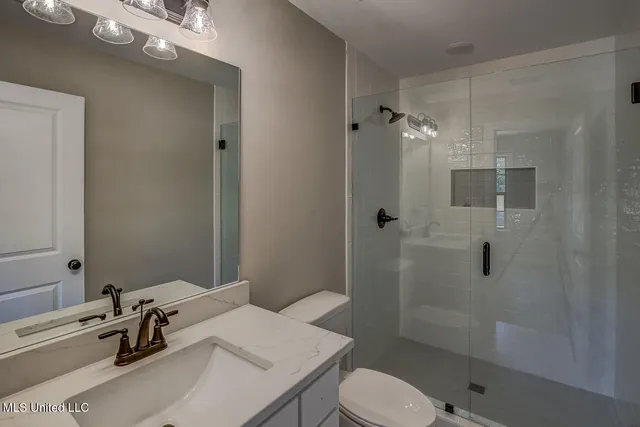 $569,900 | 1528 Tributary Drive, Hernando, MS 38632