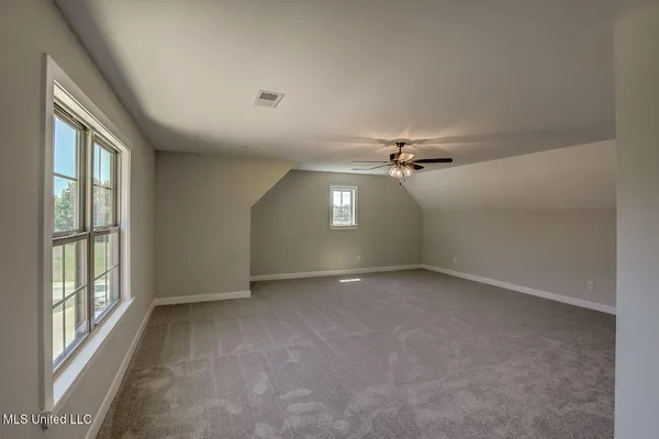 $569,900 | 1528 Tributary Drive, Hernando, MS 38632