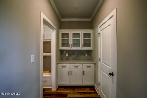 $569,900 | 1528 Tributary Drive, Hernando, MS 38632