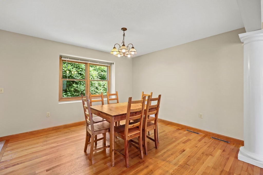 35 Lemnos Lane Springfield, MA 01119 - Photo 5 of 35