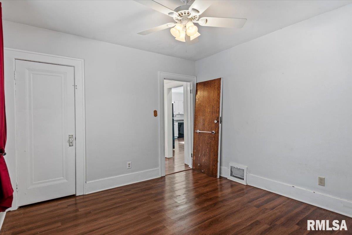 872 South MacArthur Boulevard Springfield, IL 62704 - Photo 21 of 37