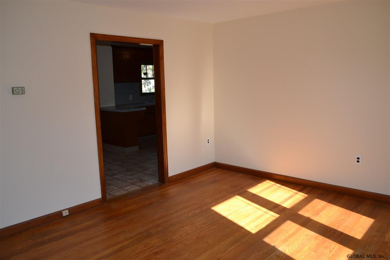 2301 Rosa Road Niskayuna, NY 12309 - Photo 3 of 14 Photo 3
