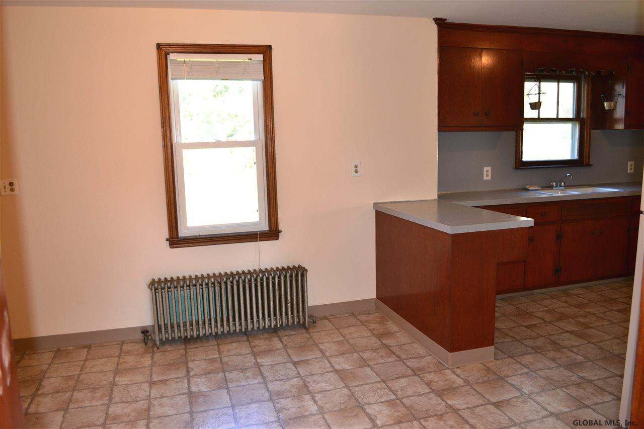 2301 Rosa Road Niskayuna, NY 12309 - Photo 8 of 14 Photo 8