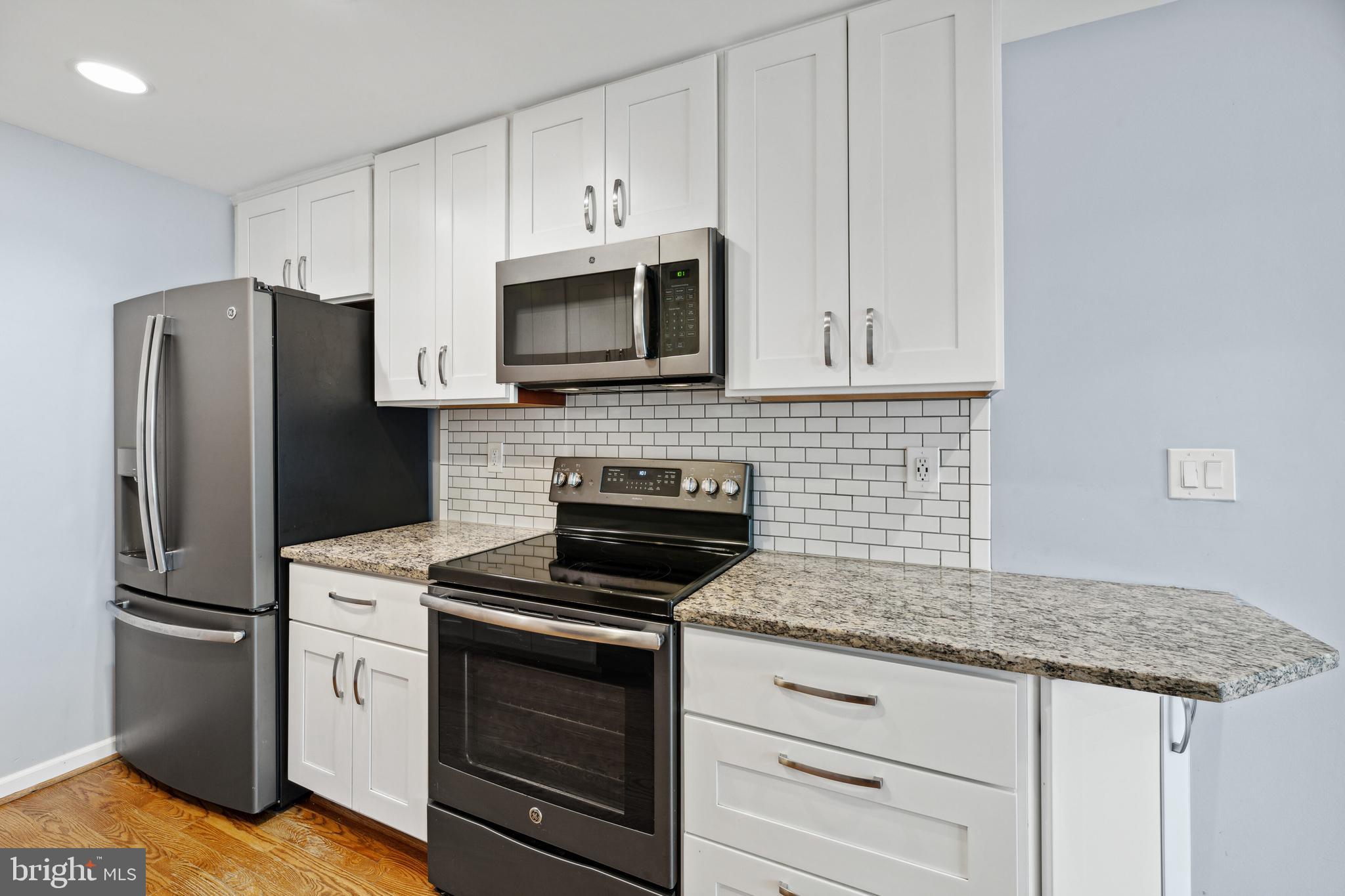 1123 Harvard Street Northwest, Unit R Washington, DC 20009 - Photo 6 of 23 Gallery Image 6