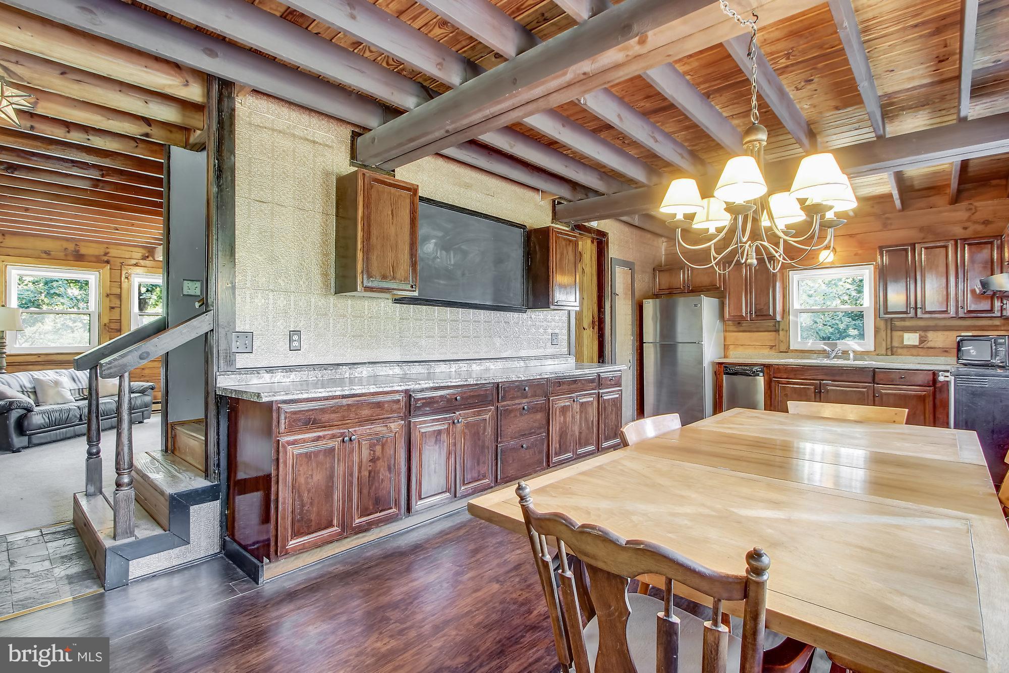 409 St Johns Road Littlestown, PA 17340 - Photo 8 of 29