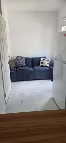 $1,500 | 13440 Southwest 178th Street, Unit EFFICIENCY, Miami, FL 33177