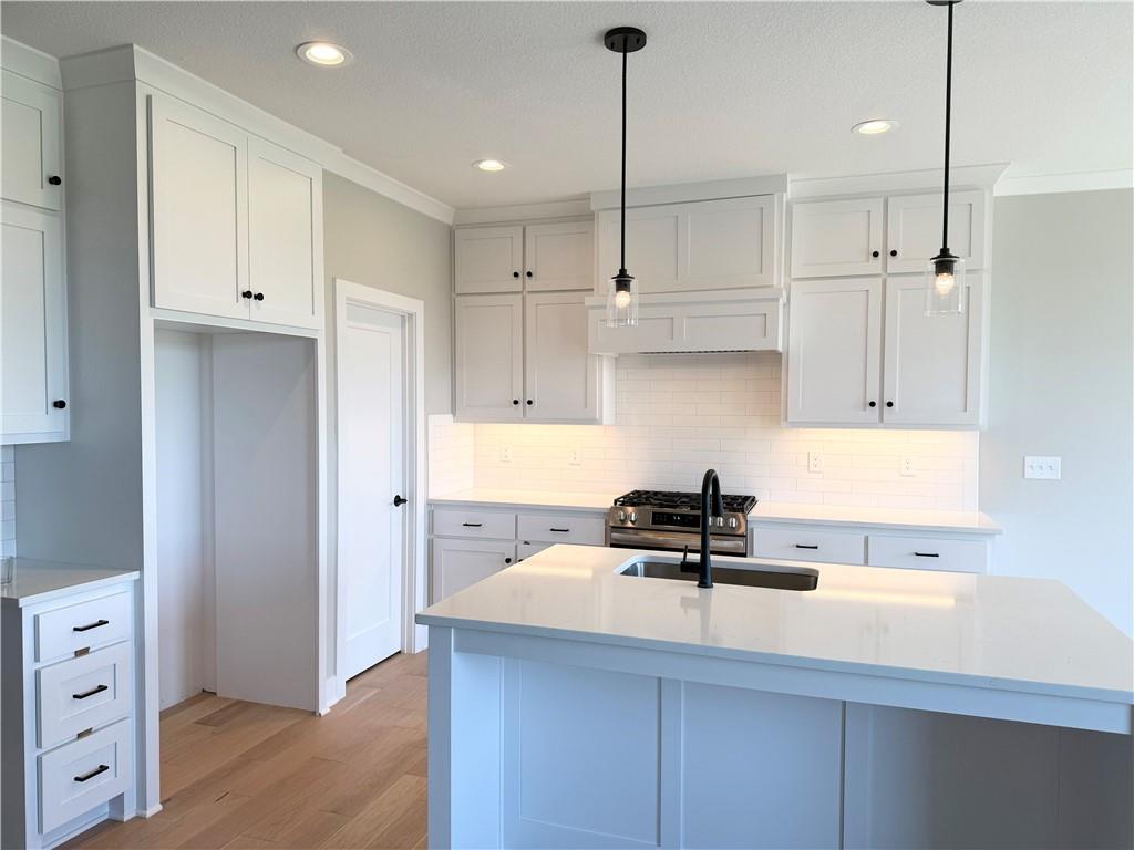 25029 West 94th Terrace Lenexa, KS 66227 - Photo 1 of 42