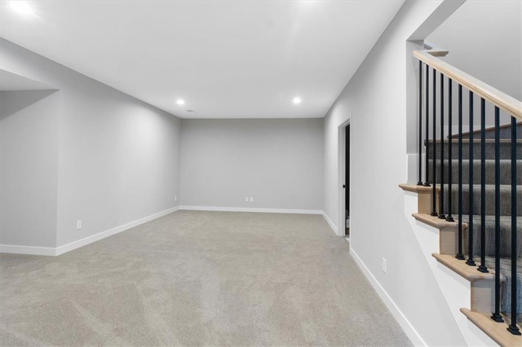 25029 West 94th Terrace Lenexa, KS 66227 - Photo 20 of 42