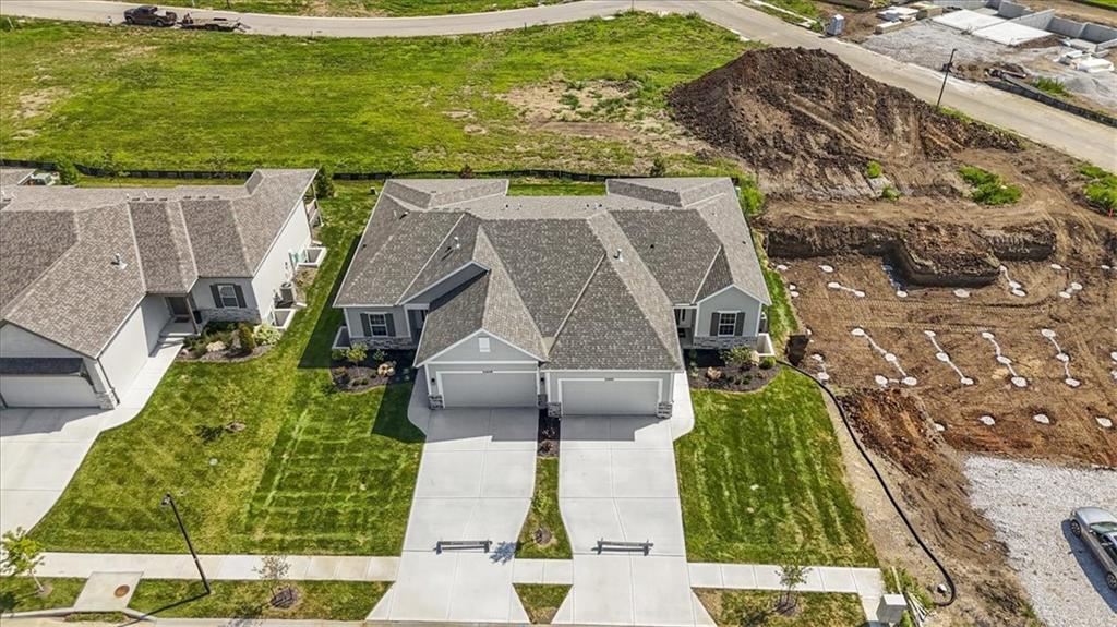 25029 West 94th Terrace Lenexa, KS 66227 - Photo 26 of 42