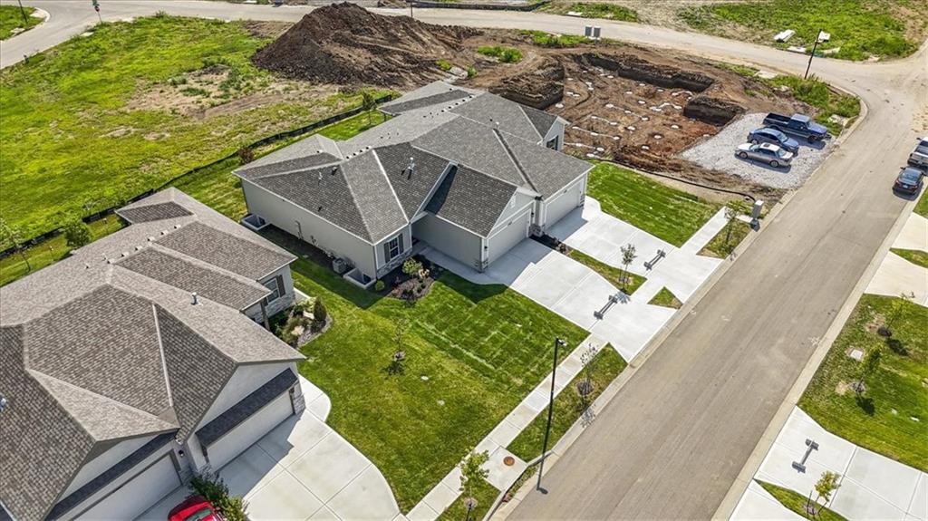 25029 West 94th Terrace Lenexa, KS 66227 - Photo 27 of 42