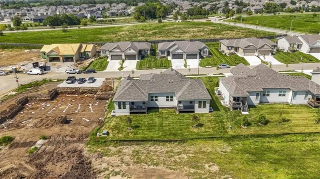 $531,605 | 25029 West 94th Terrace, Lenexa, KS 66227