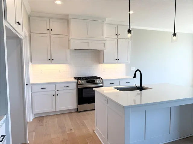 $531,605 | 25029 West 94th Terrace, Lenexa, KS 66227