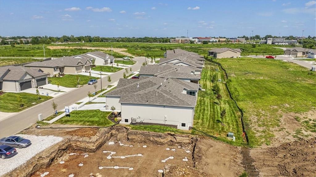 25029 West 94th Terrace Lenexa, KS 66227 - Photo 35 of 42