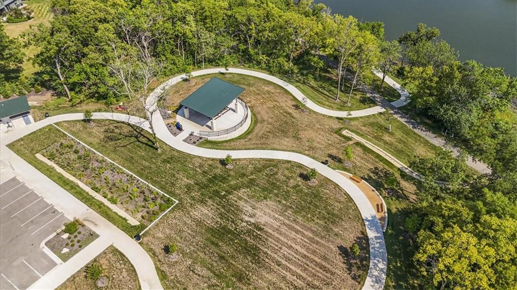 25029 West 94th Terrace Lenexa, KS 66227 - Photo 39 of 42