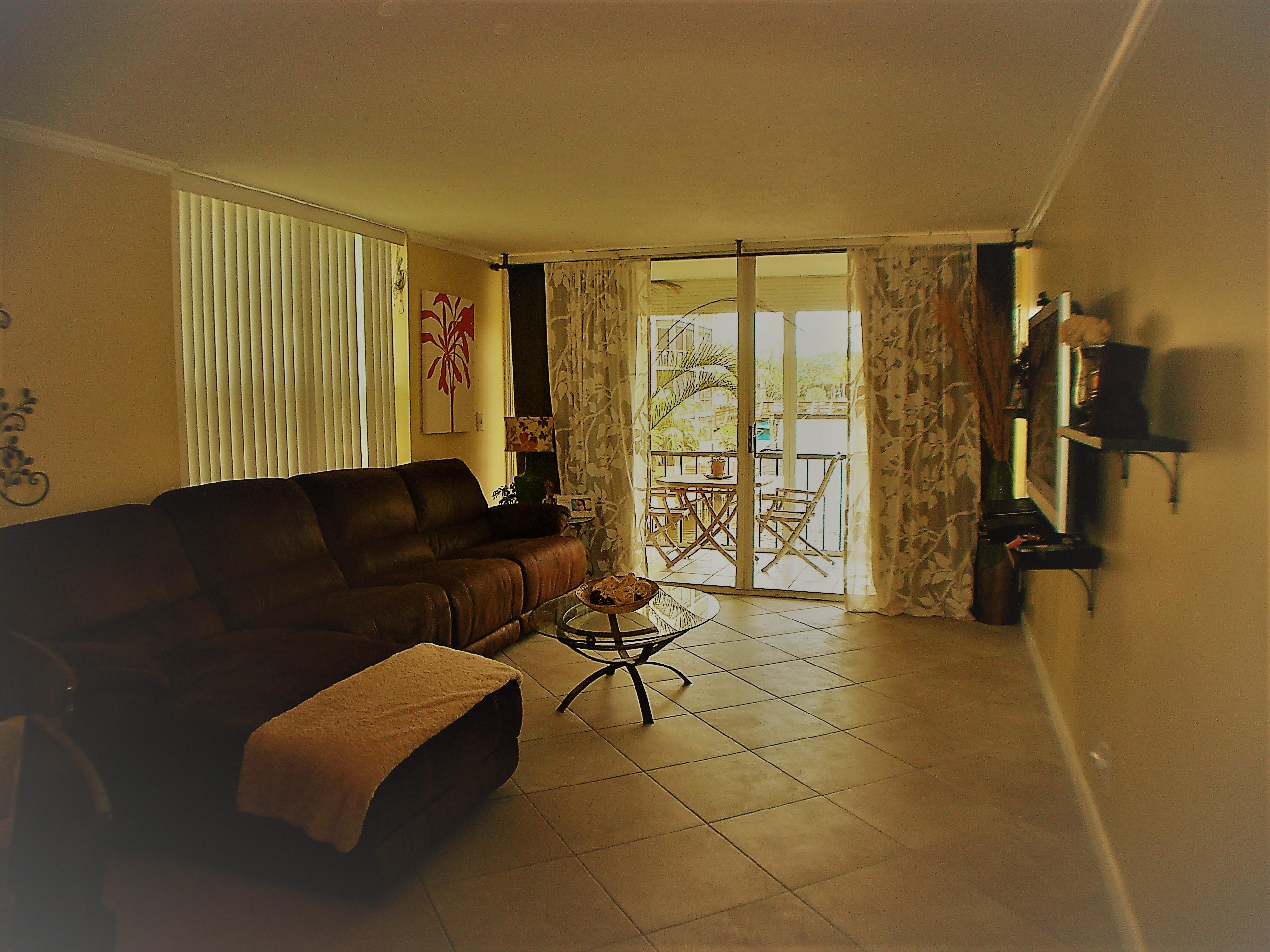 4 Royal Palm Way, Unit 201 Boca Raton, FL 33432 - Photo 12 of 34 Great room b
