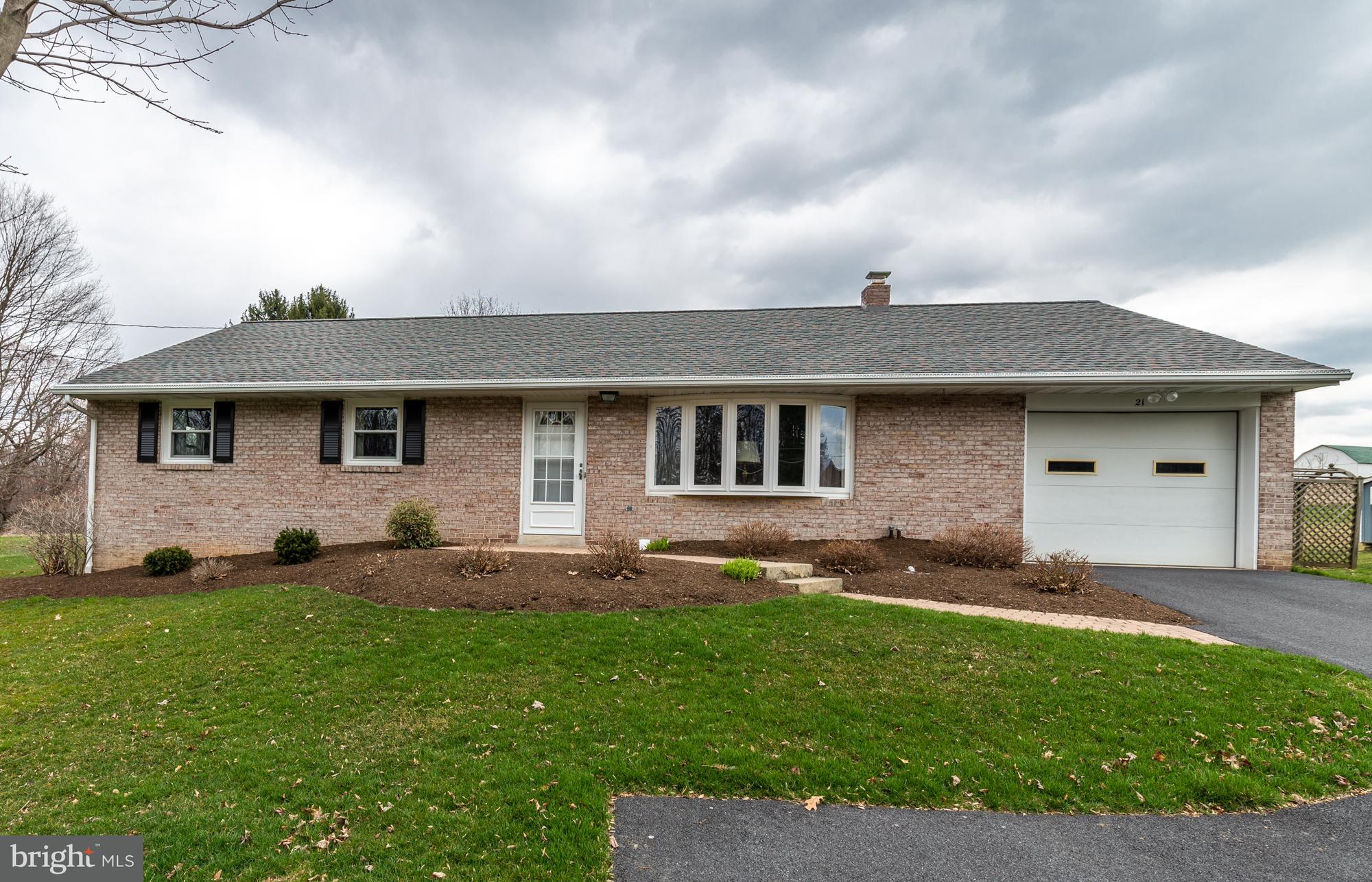21 Elser Hill Road Lititz, PA 17543 - Photo 1 of 23 Front