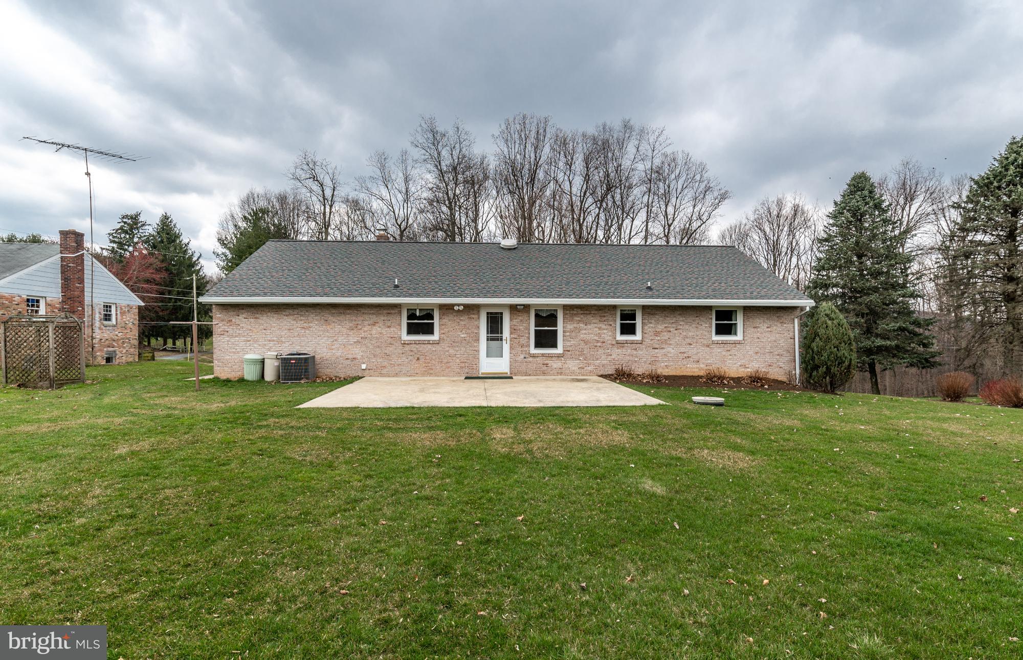 21 Elser Hill Road Lititz, PA 17543 - Photo 21 of 23 Rear View