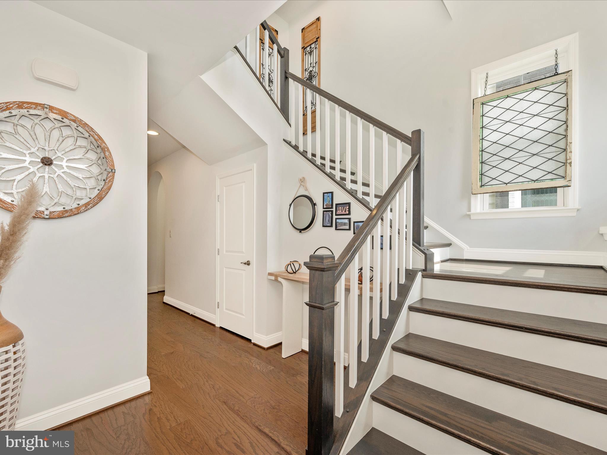 908 Lindley Road Frederick, MD 21701 - Photo 4 of 56 Staircase