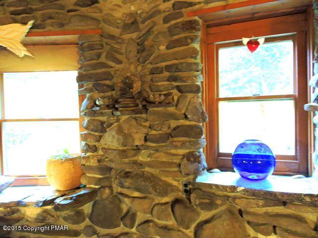 498 Grange Road Mount Pocono, PA 18344 - Photo 19 of 39 Stone Interior Walls