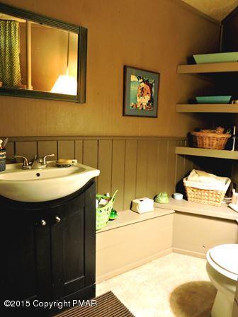 498 Grange Road Mount Pocono, PA 18344 - Photo 20 of 39 Main Bath Vanity