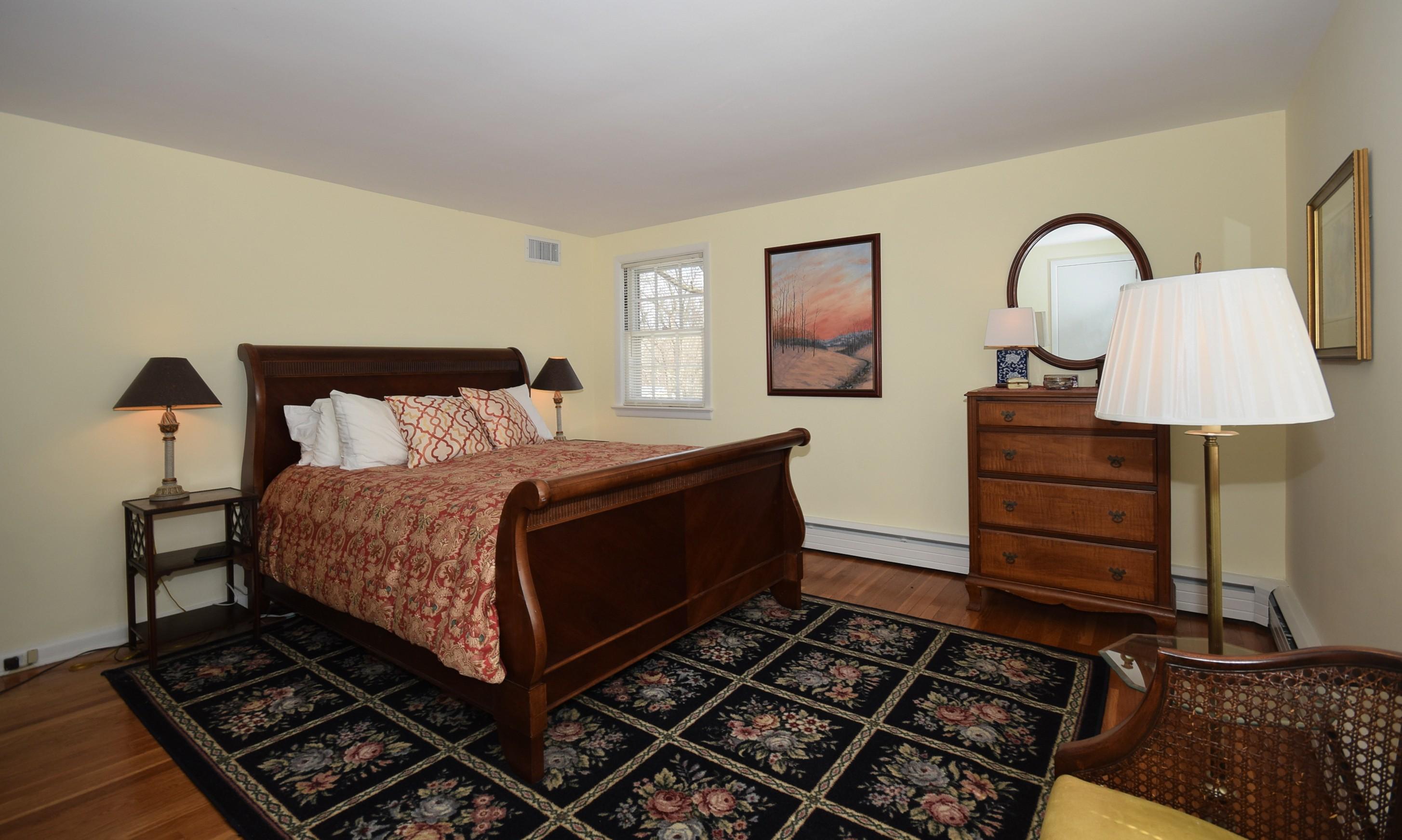 32 Gerdes Road New Canaan, CT 06840 - Photo 11 of 15 12.jpg