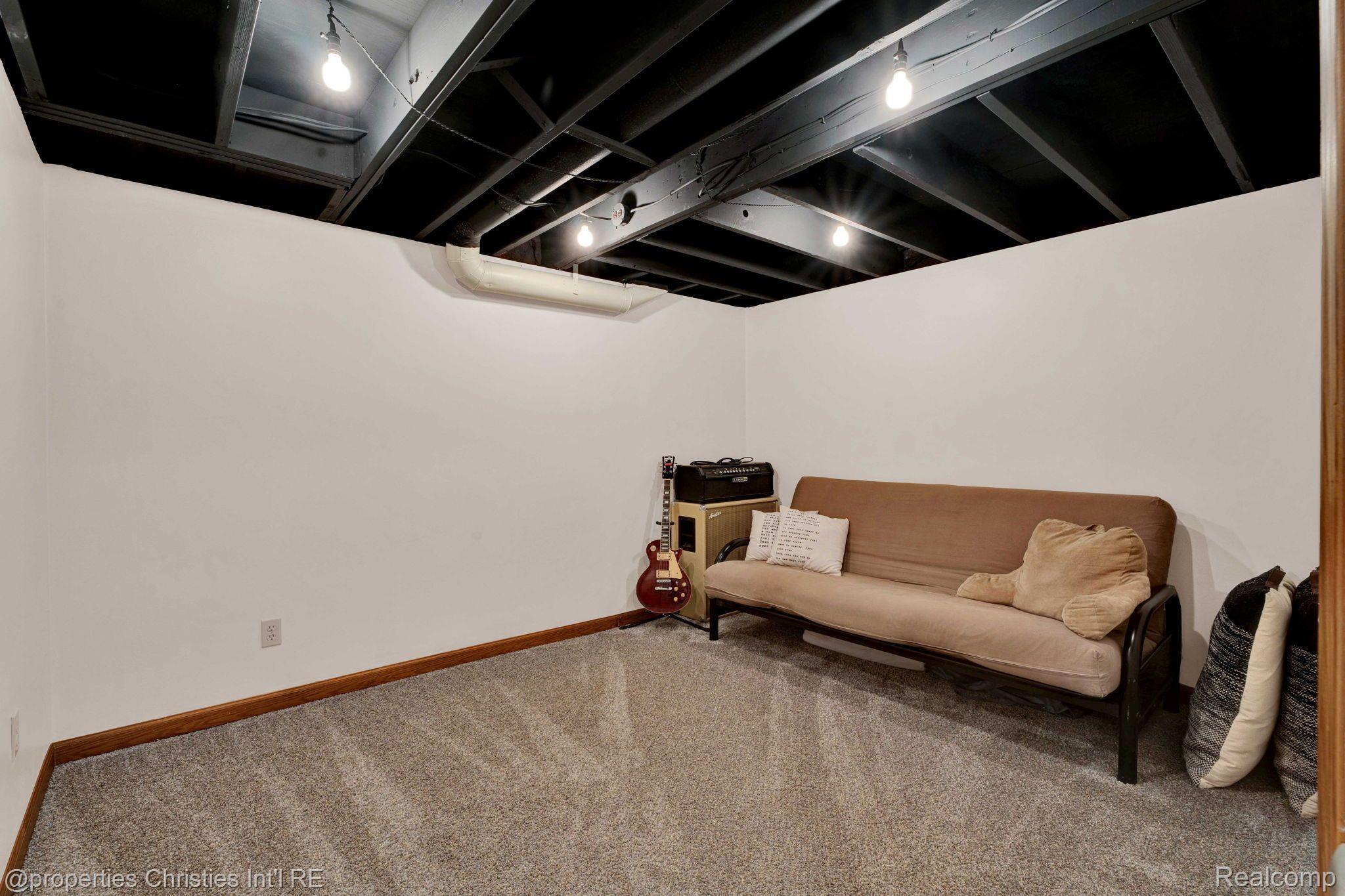 236 Torrent Court Rochester, MI 48307 - Photo 30 of 51 Gallery Image 30